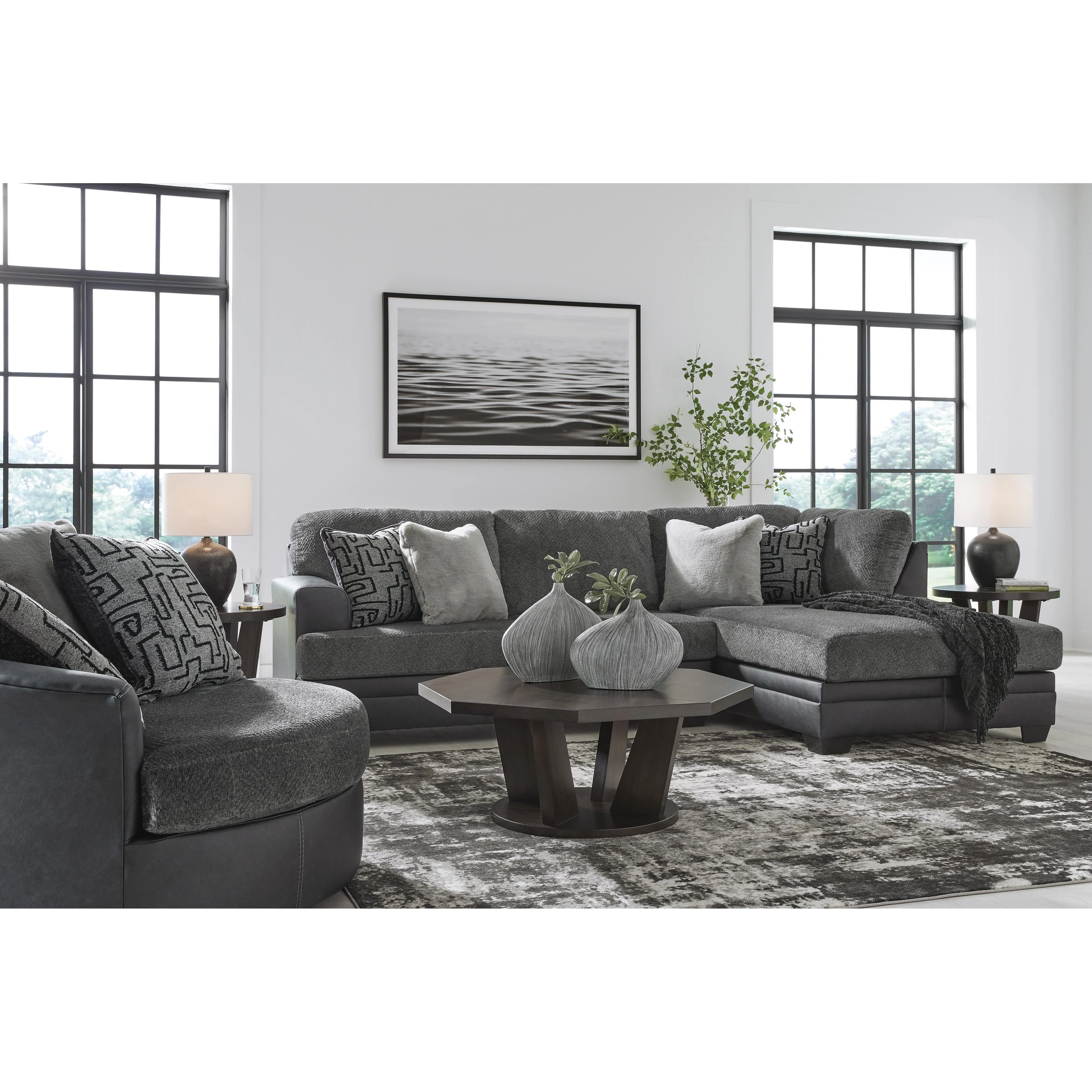 Benchcraft Brixley Pier 2990621C Oversized Swivel Accent Chair - Image 6