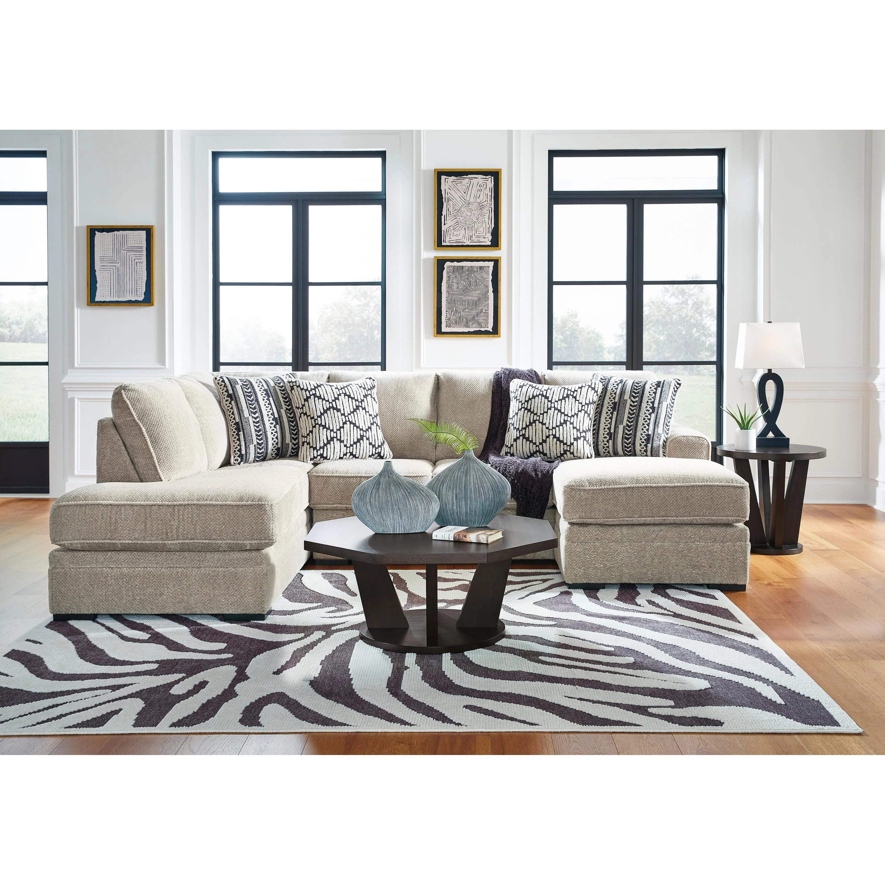 Benchcraft Calnita 20502S2 2 pc Sectional with Chaise - Image 4