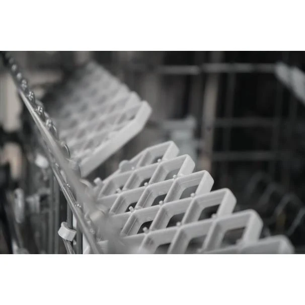 Danby Built-in Dishwasher DDW18D1EW - Image 6
