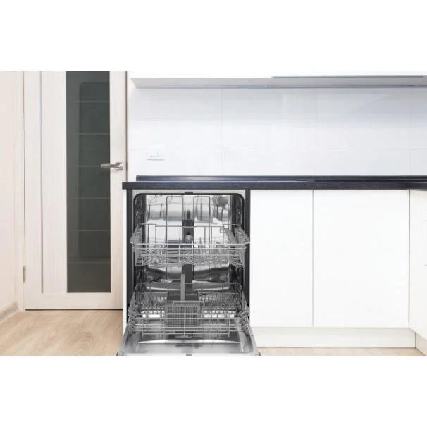 Danby Built-in Dishwasher DDW2404EBSS - Image 5