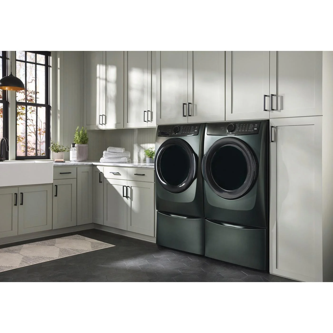 Electrolux 5.2 Cu. Ft. Front Load Perfect Steam™ Washer with LuxCare® ELFW7738AA - Image 11