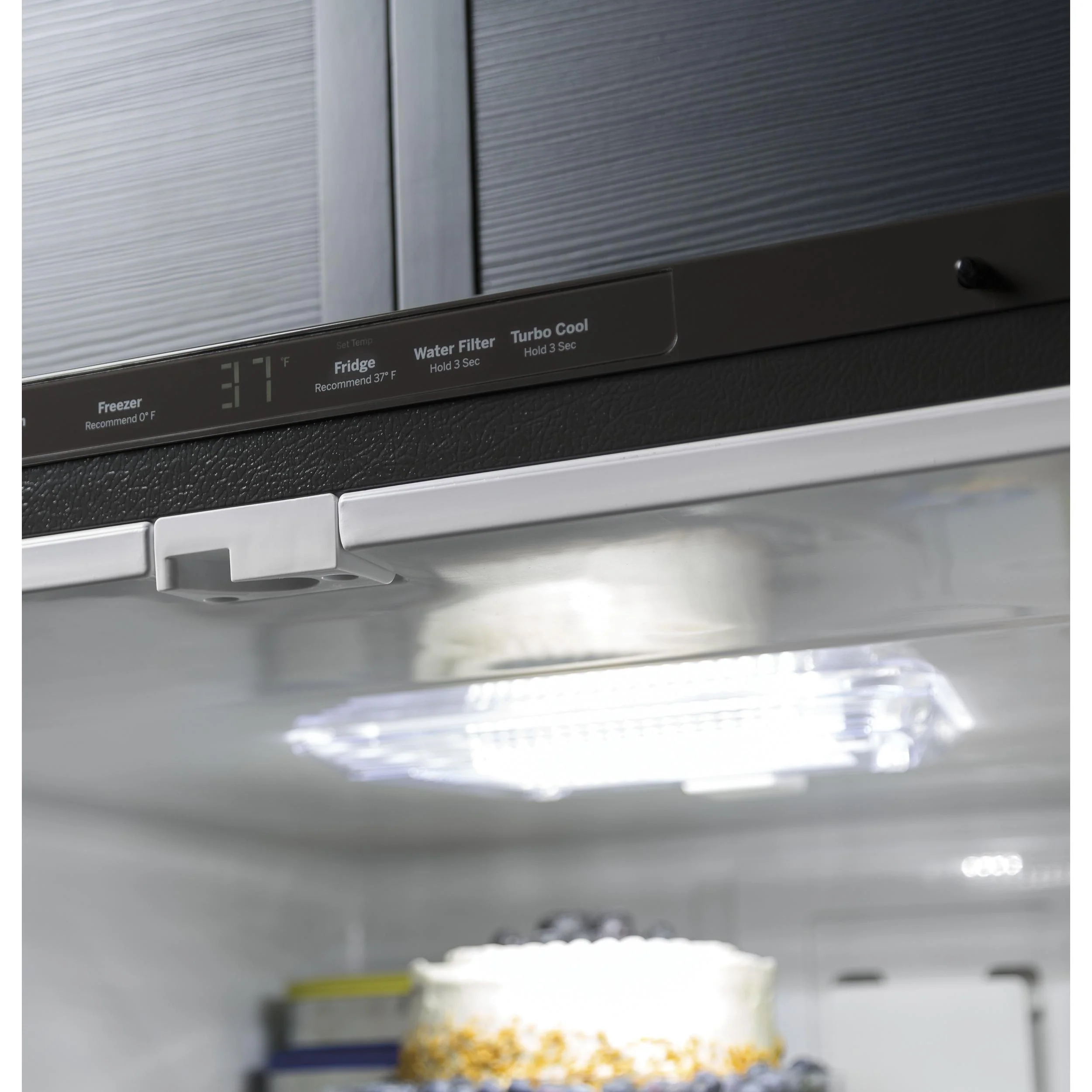 GE 33-inch, 18.6 cu. ft. Counter-Depth French-Door Refrigerator with Ice Maker GWE19JGLWW - Image 11