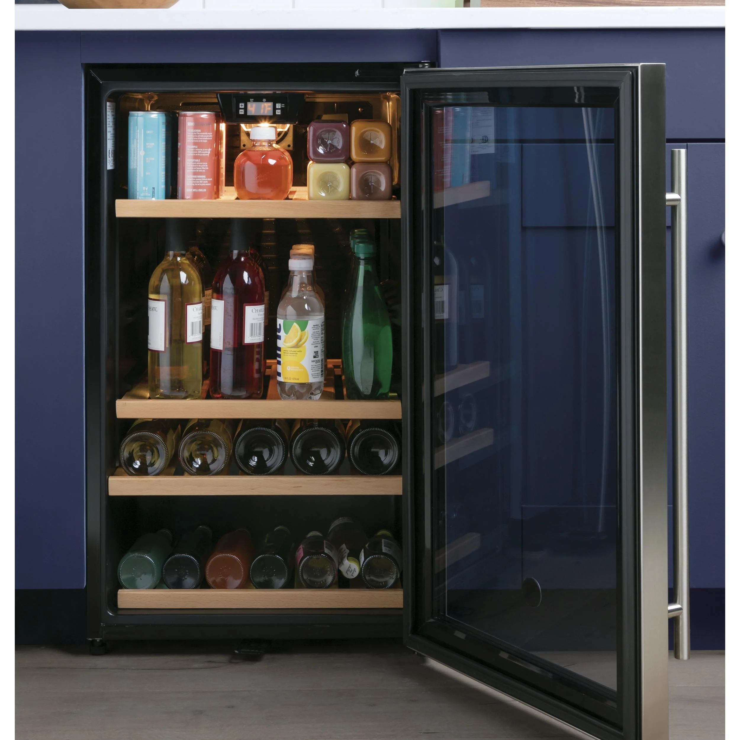 GE 4.1 cu.ft. Freestanding Beverage Center GVS04BQNSS - Image 8
