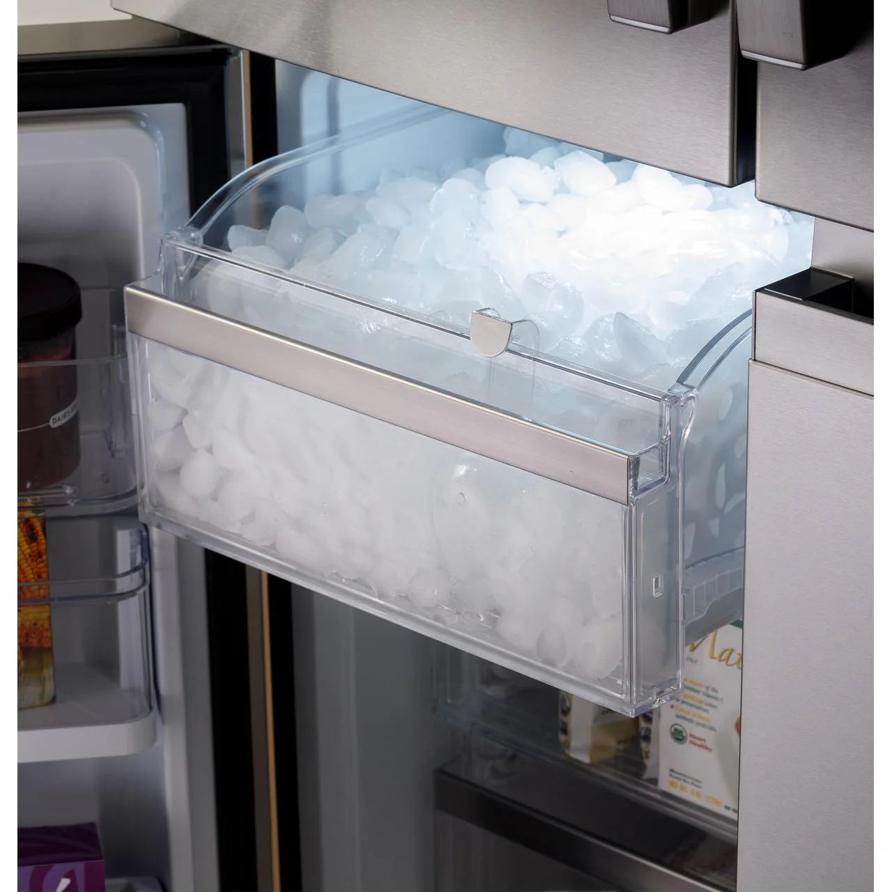 GE Profile 36-inch, 28.4 cu. ft. French 4-Door Refrigerator with Built-In WiFi PAD28BYTFS - Image 8