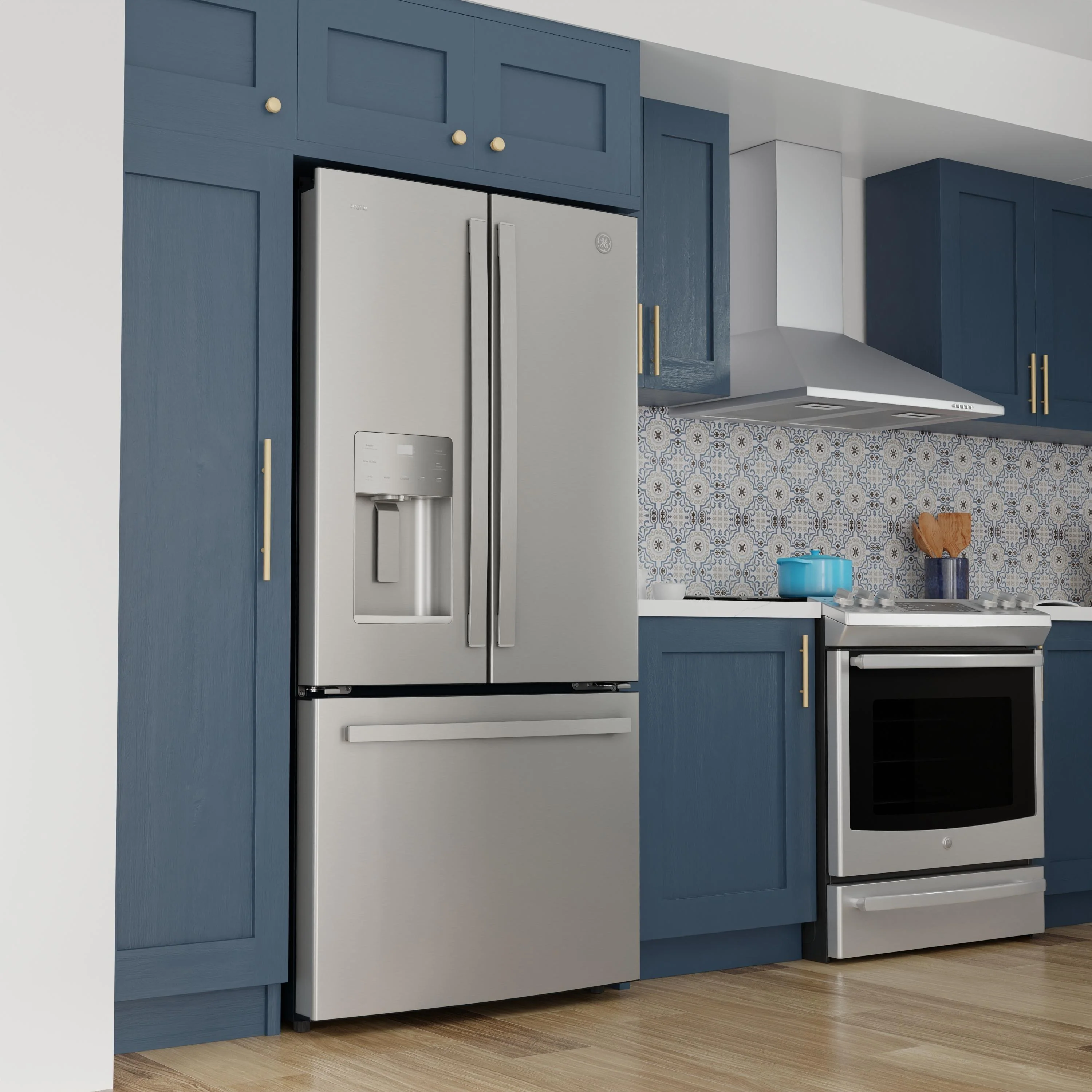 GE Profile 33-inch, 17.5 cu.ft. French-Door Refrigerator with FrostGuard™ Technology PYE18HYRCFS - Image 10