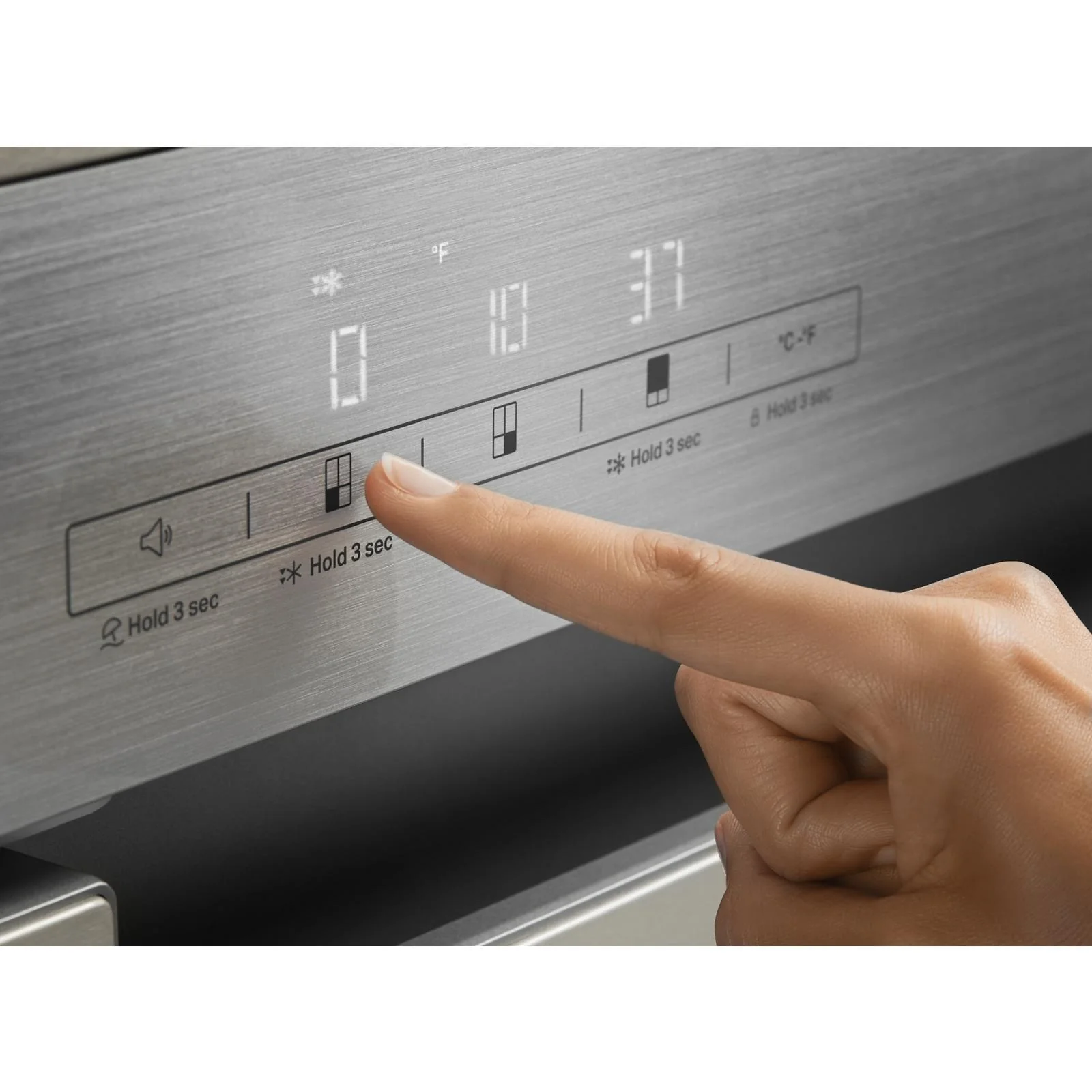 KitchenAid 36-inch, 19.4 cu. ft. Counter-Depth 4-Door Refrigerator with PrintShield™ Finish KRQC506MPS - Image 15