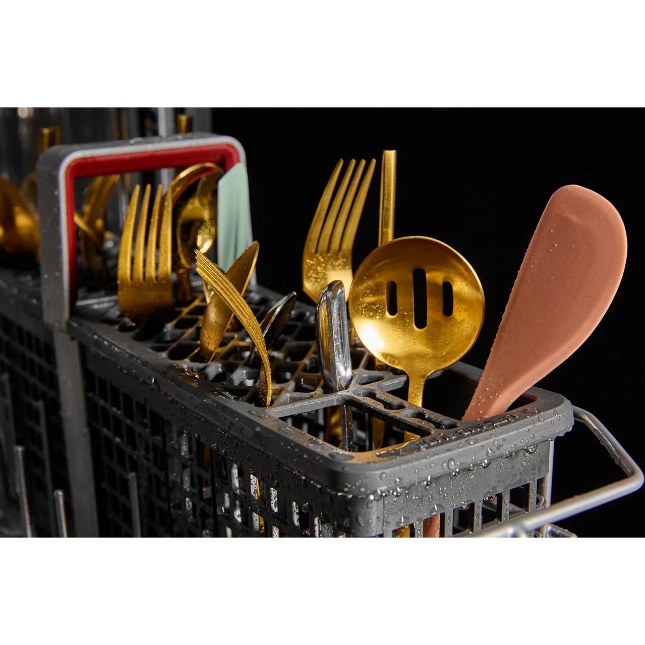 KitchenAid Built-in Dishwasher with ProDry™ System KDTS424SPS - Image 12