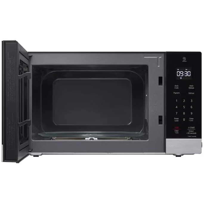 LG 18-inch, 0.9 cu. ft. NeoChef™ Countertop Microwave with Smart Inverter MSER0990S - Image 3