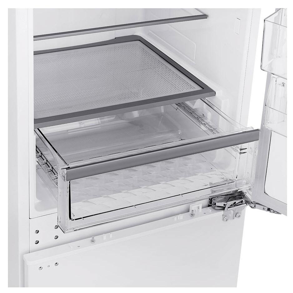 LG STUDIO 22-inch, 9 cu.ft. Counter-Depth Bottom Freezer with SmartDiagnosis® LSBNC1021P - Image 4