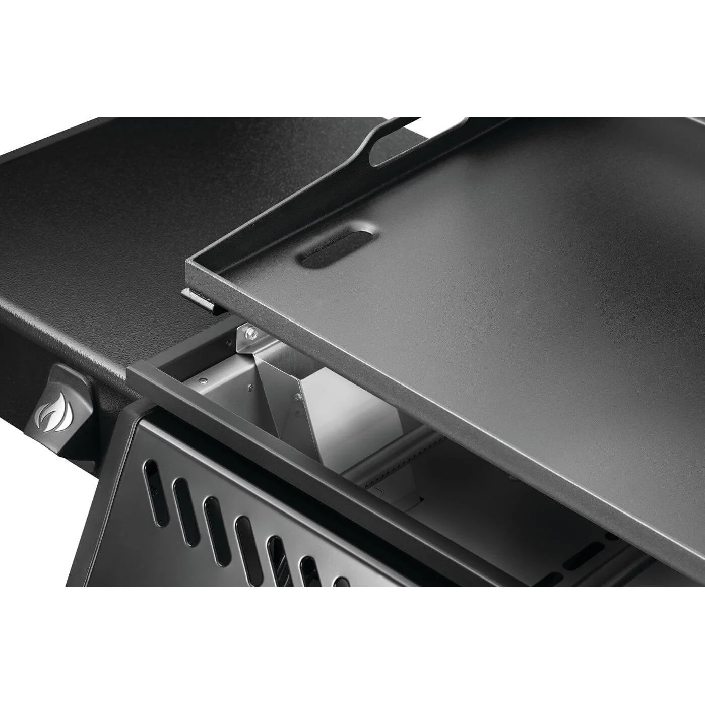 Napoleon Freestyle™ 24-inch Pre-seasoned Non-Stick Griddle - Liquid Propane F24DFTPK - Image 5