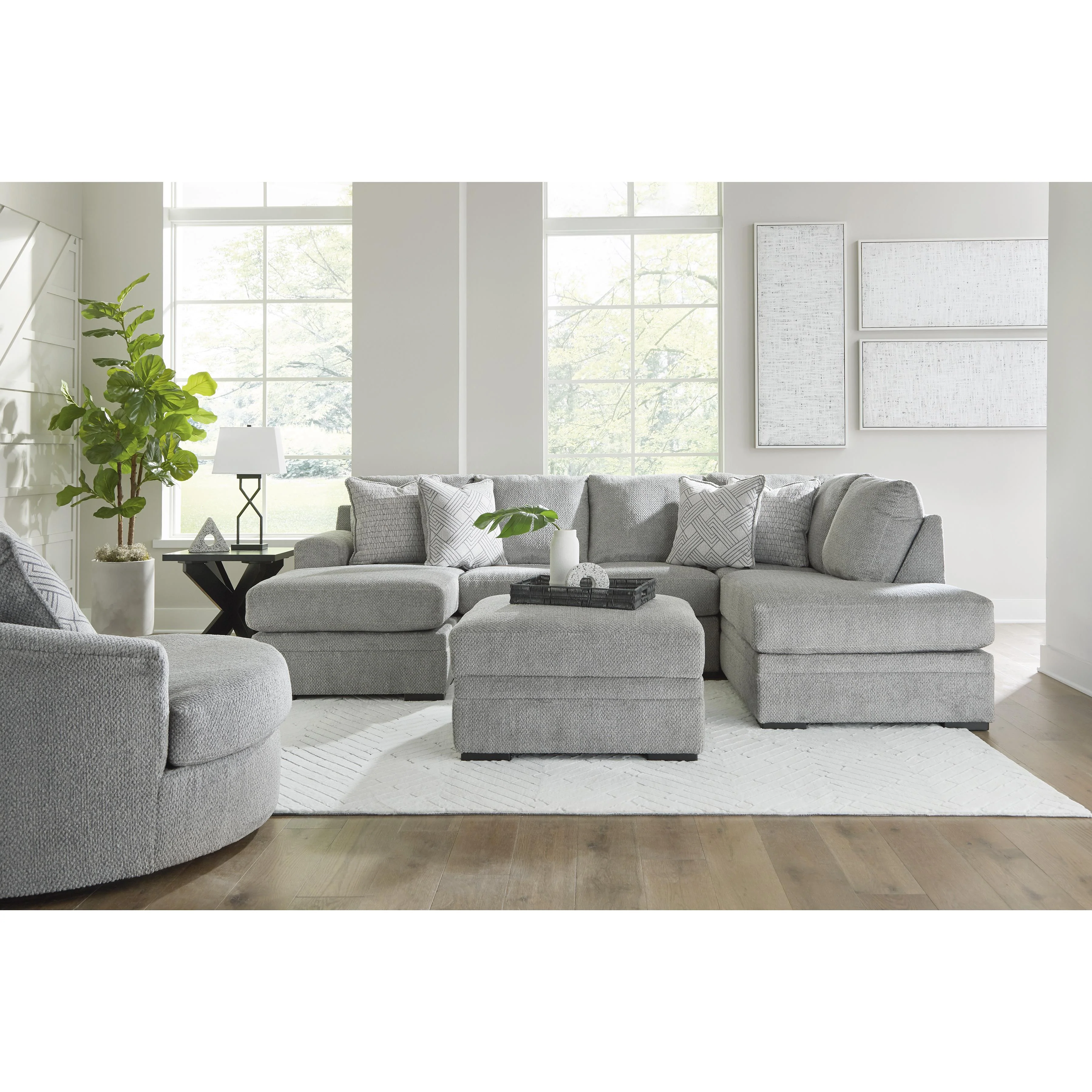 Signature Design by Ashley Casselbury 5290621C Oversized Swivel Accent Chair - Image 9