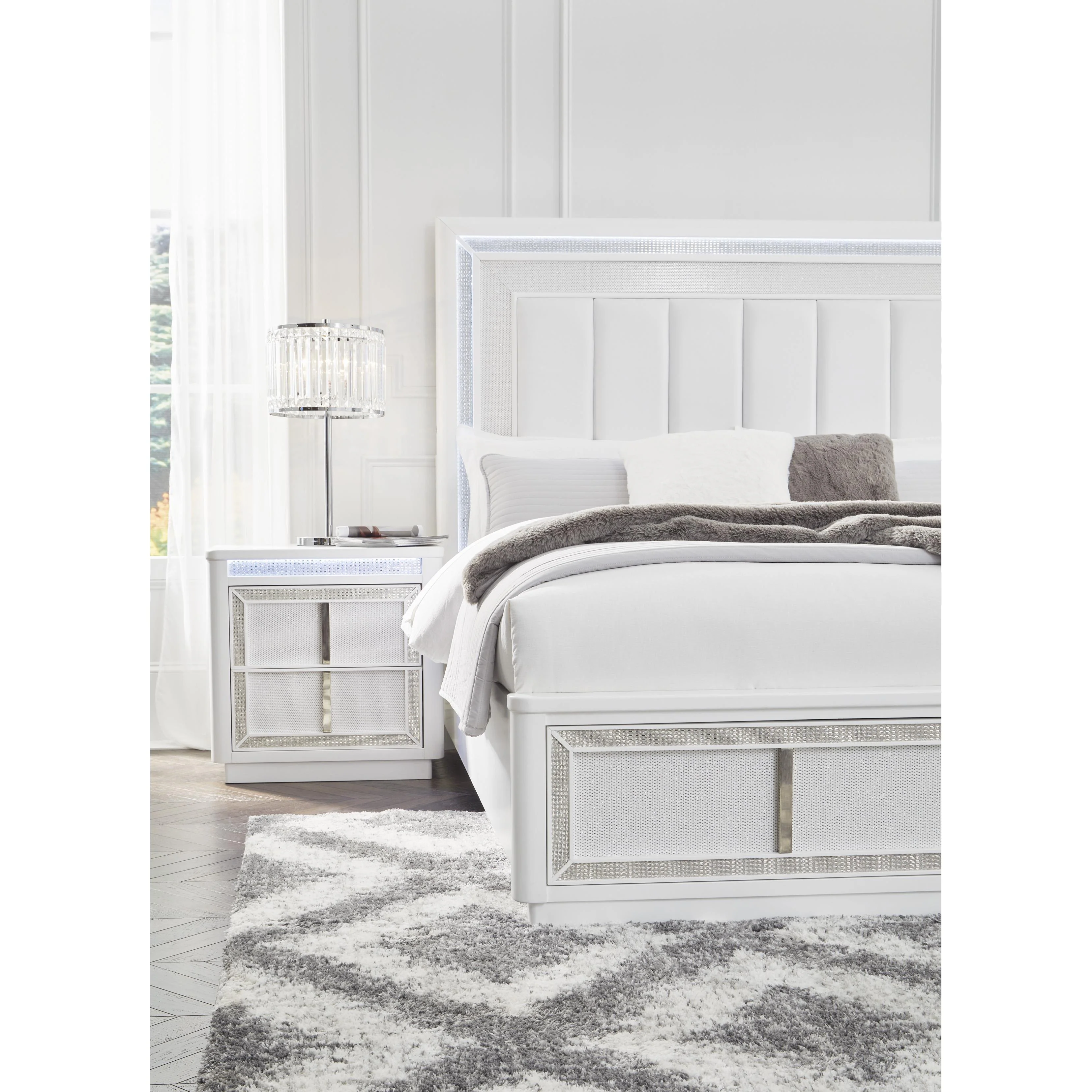 Signature Design by Ashley Chalanna B822B4 King Upholstered Storage Bed - Image 12