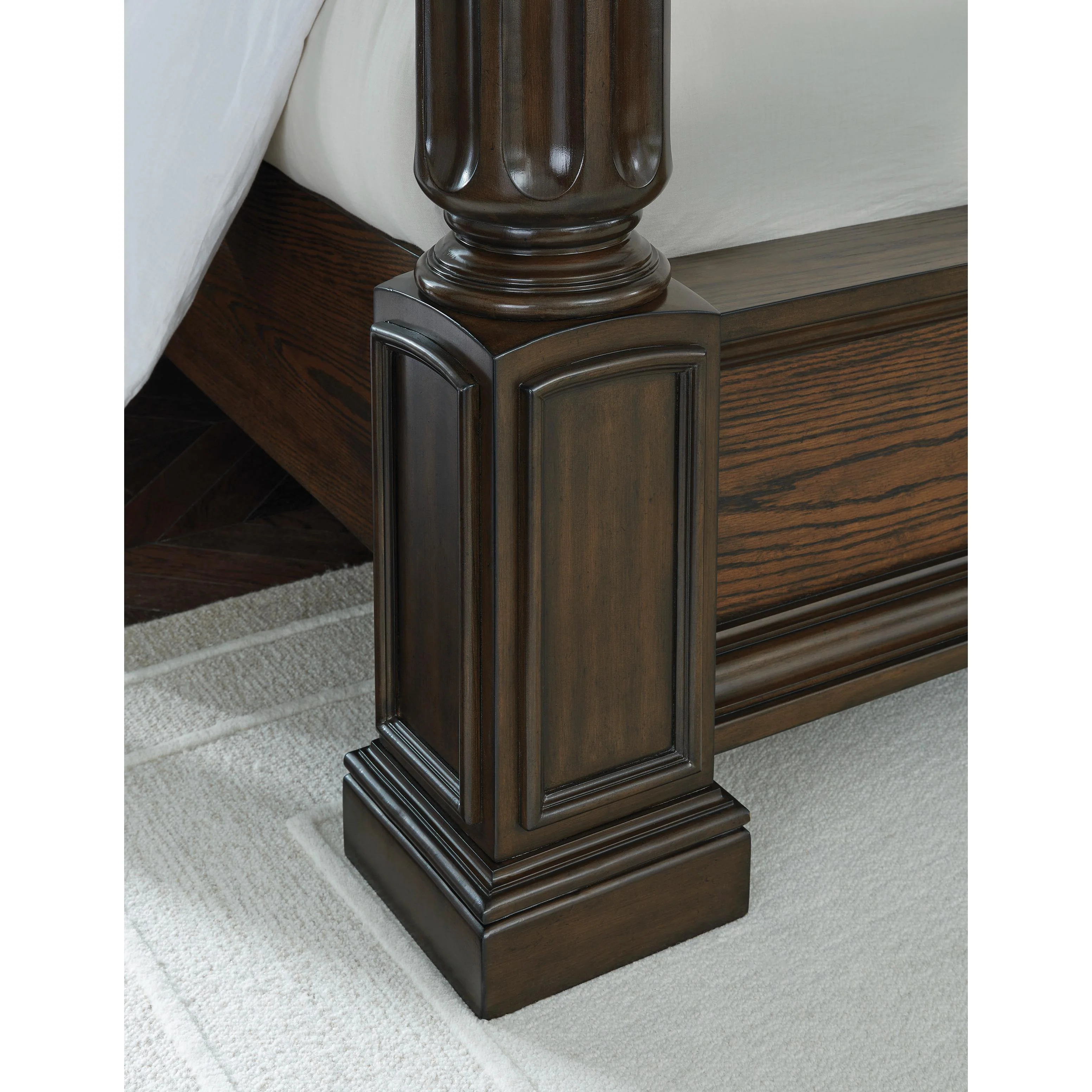 Signature Design by Ashley Maylee B947B8 Queen Canopy Bed - Image 7