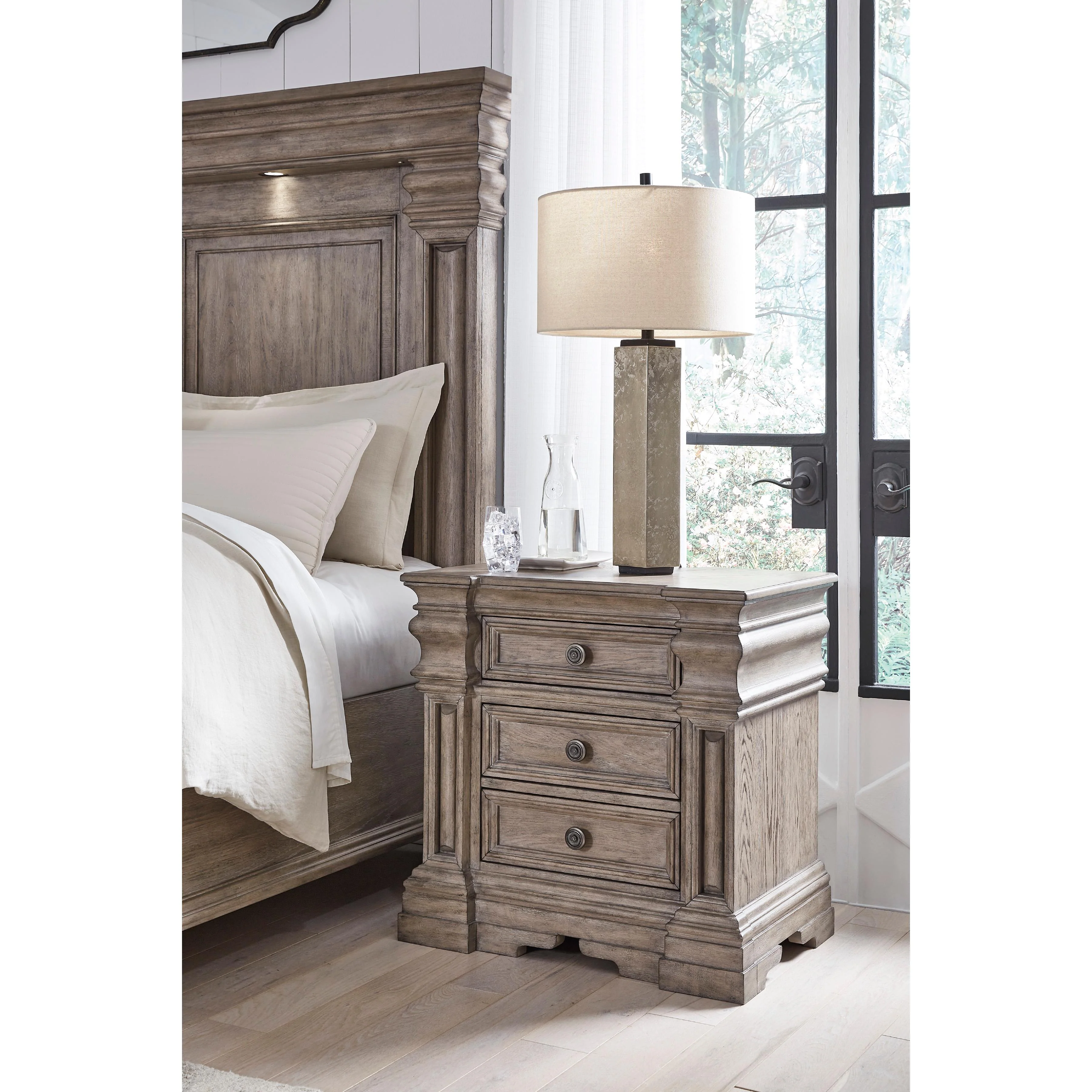 Signature Design by Ashley Blairhurst B916 8 pc Queen Panel Bedroom Set - Image 5