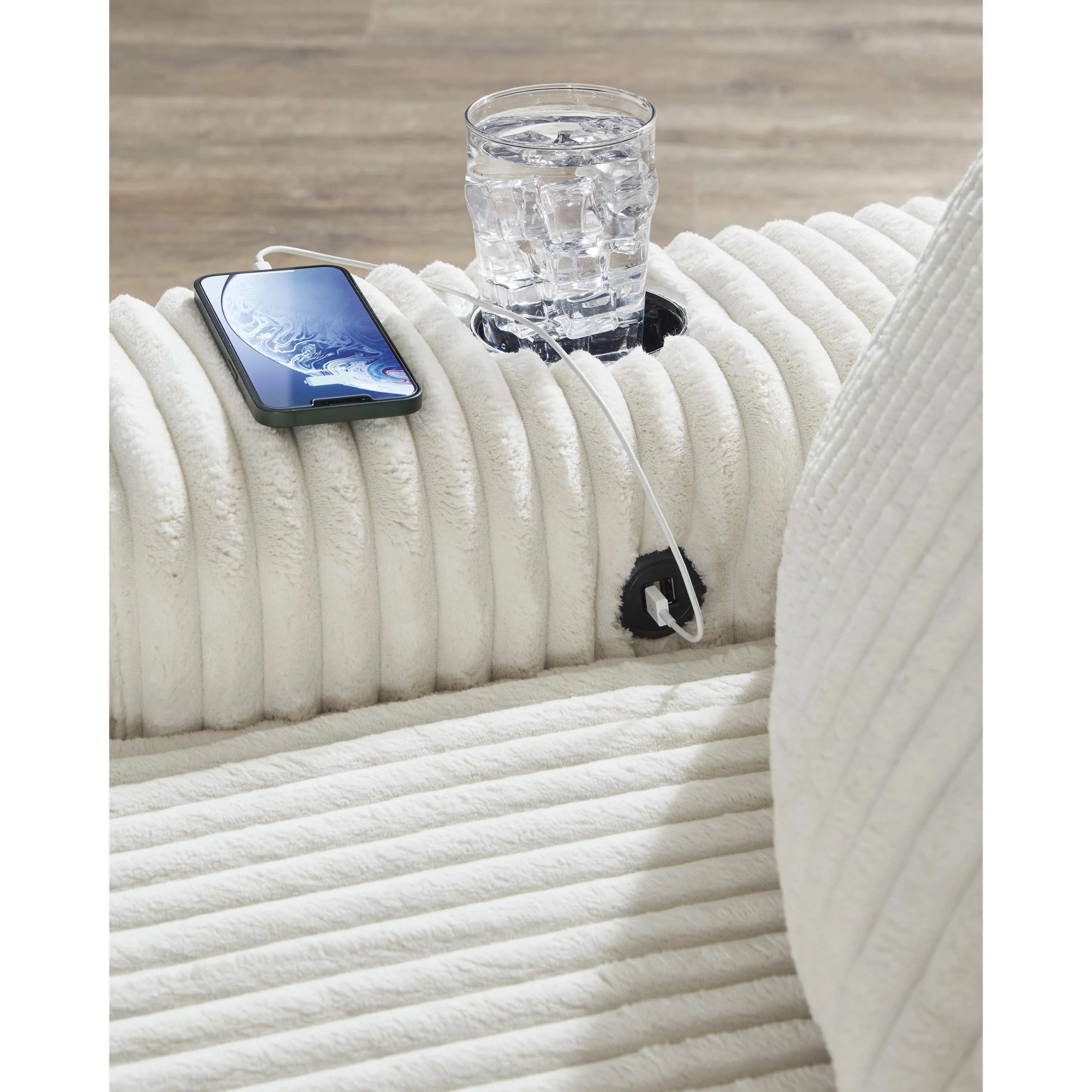 Signature Design by Ashley Lindyn 2110415 Chaise - Image 7