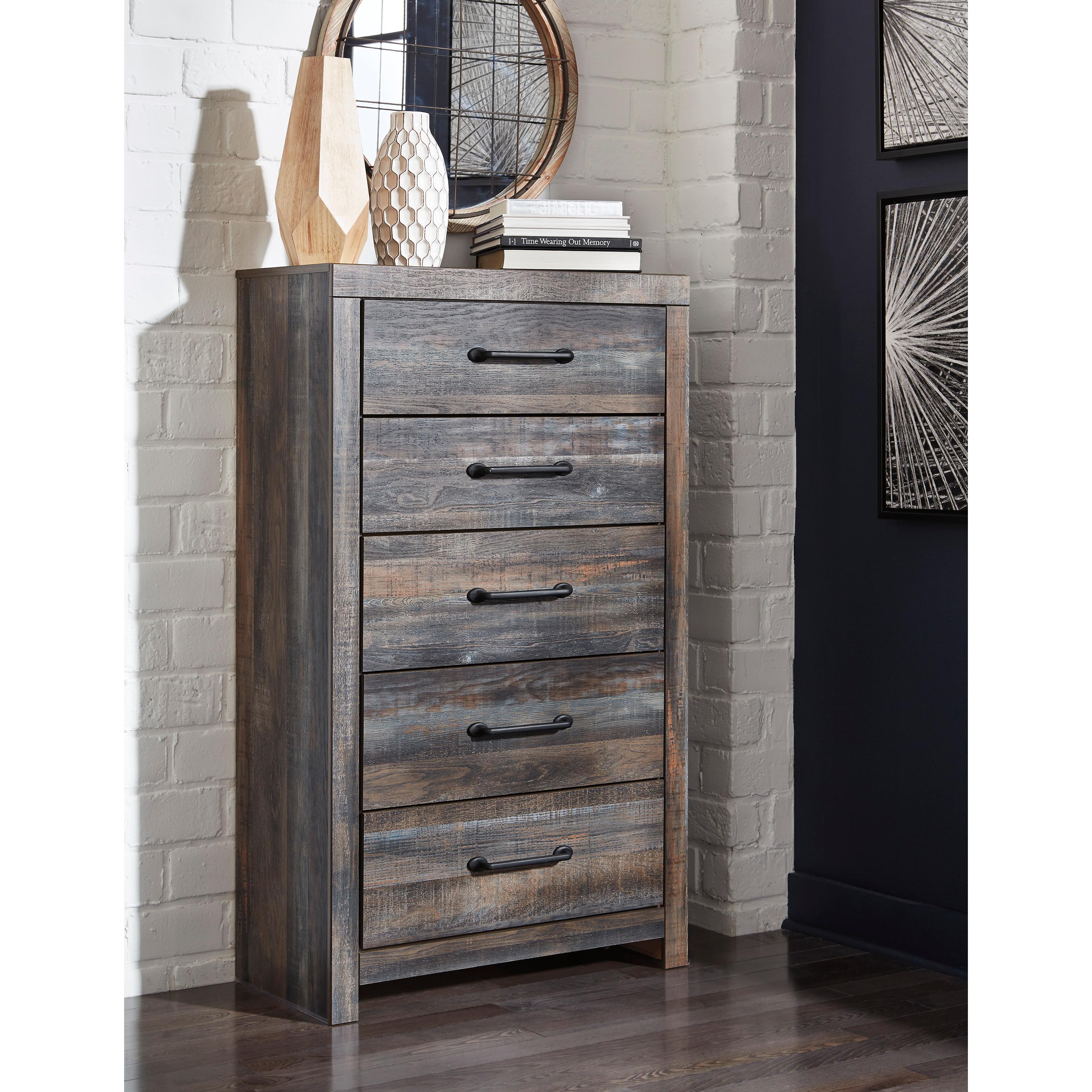 Signature Design by Ashley Drystan 5-Drawer Chest B211-46 - Image 4