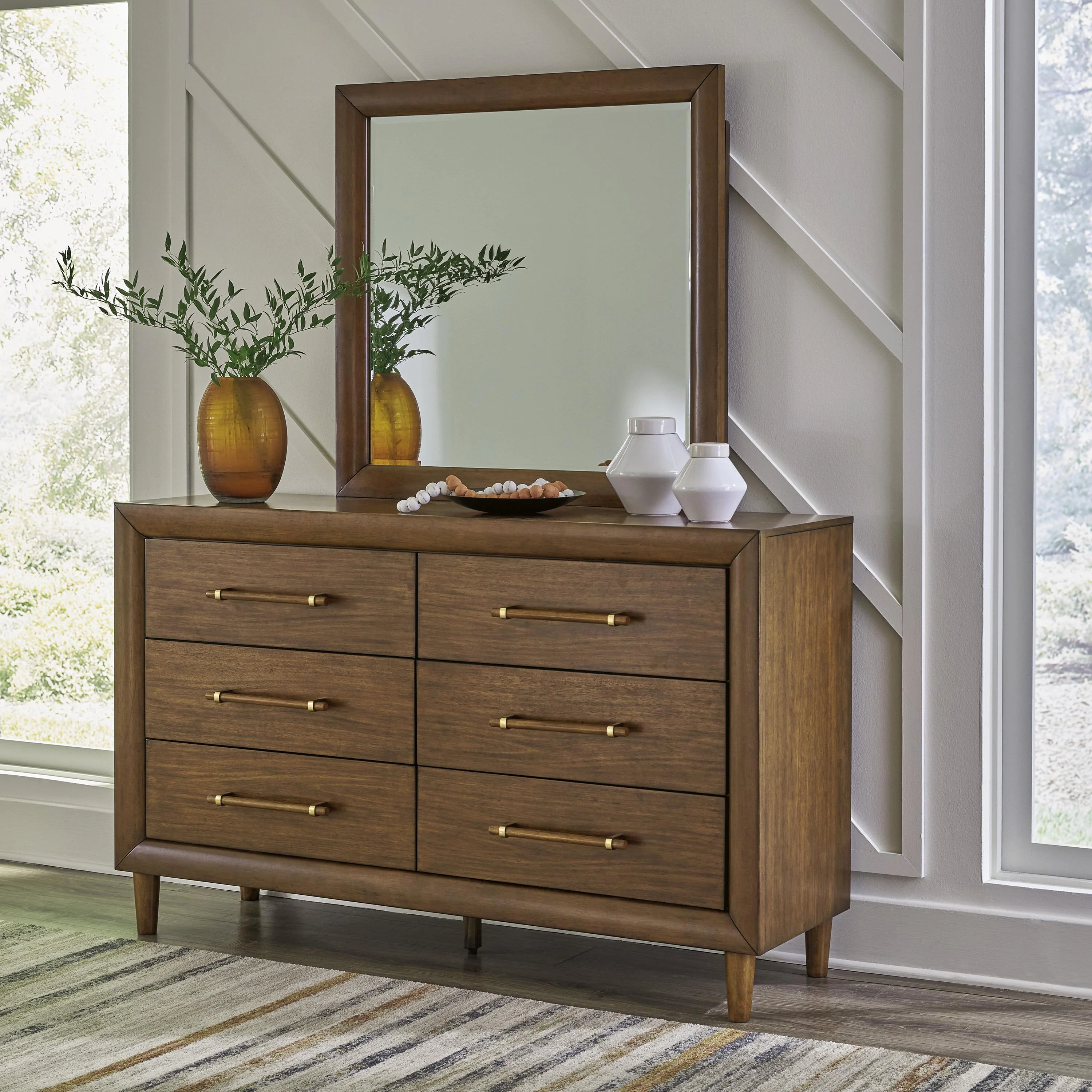Signature Design by Ashley Lyncott B615B1 Dresser and Mirror - Image 4