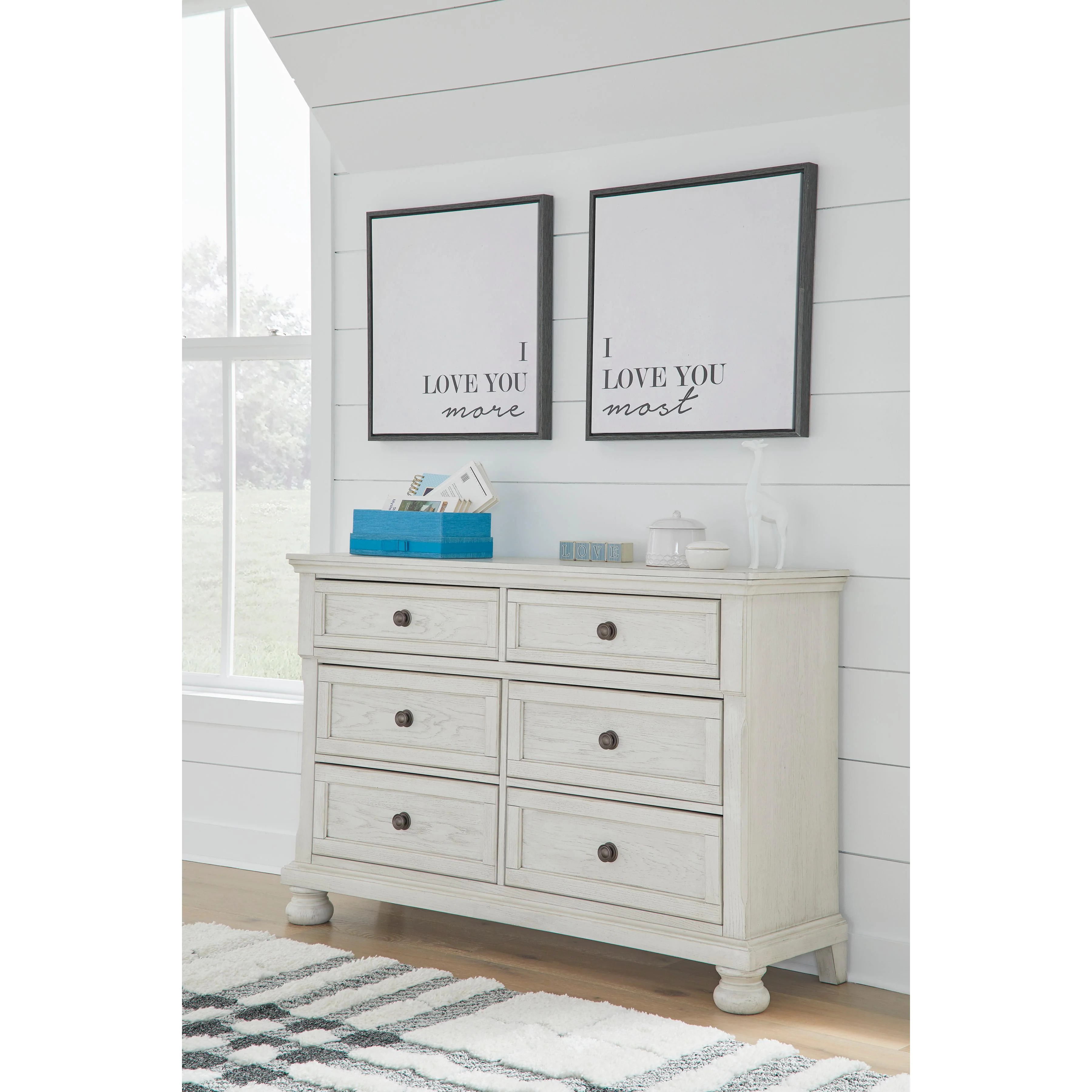 Signature Design by Ashley Robbinsdale B742-21 Dresser - Image 5