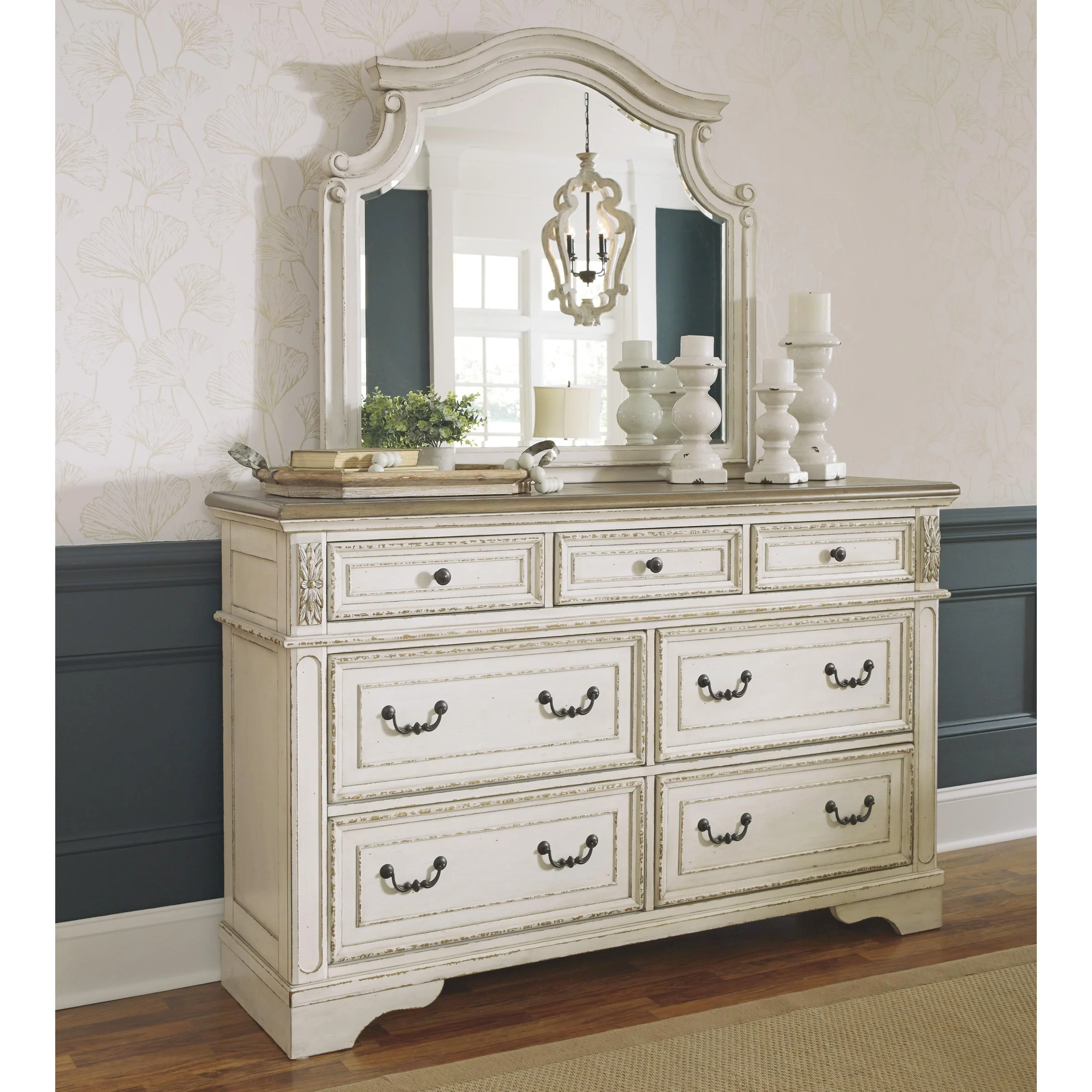 Signature Design by Ashley Realyn 7-Drawer Dresser B743-31 - Image 5