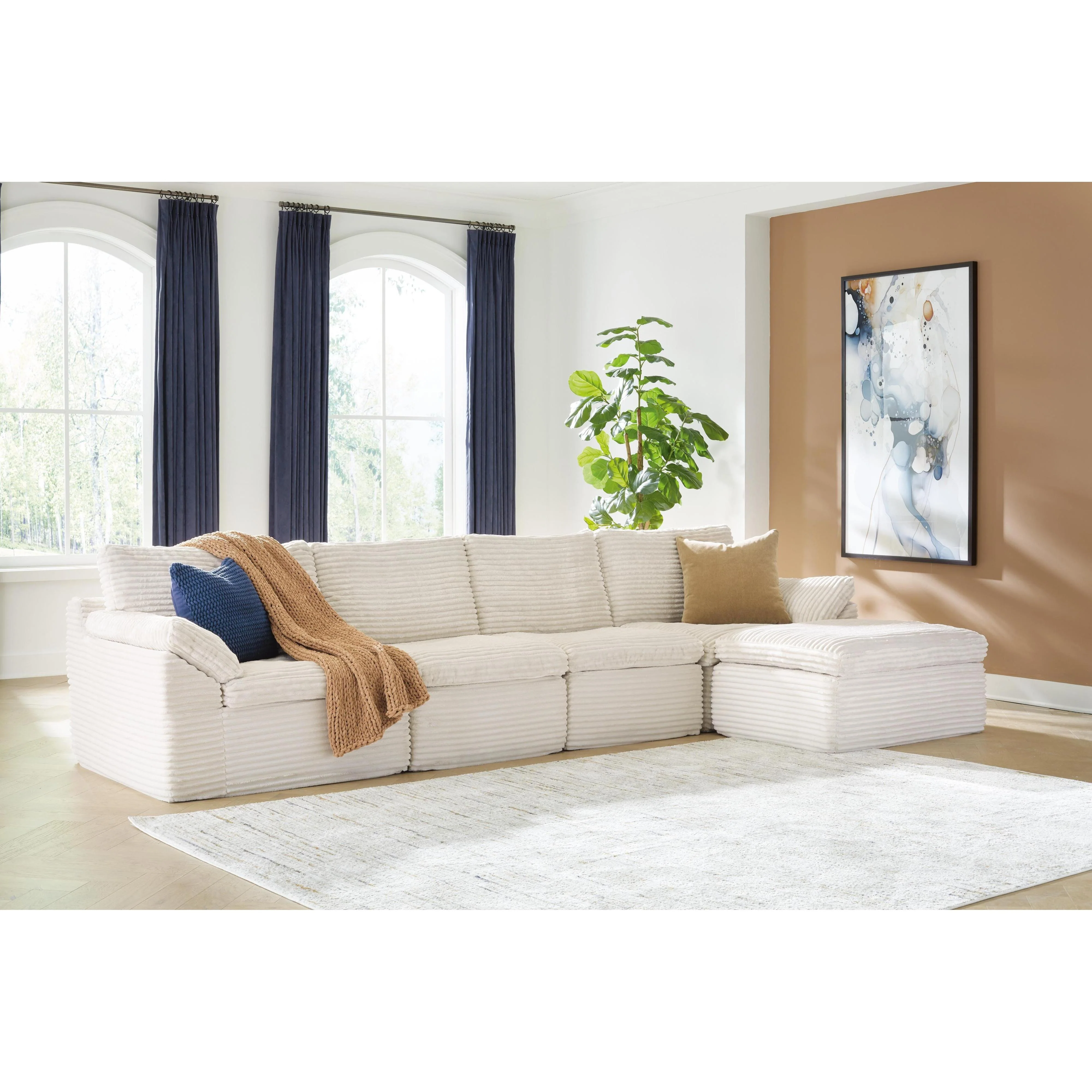 Signature Design by Ashley Fannin PC84304S1 4 pc Sectional with Ottoman - Image 4