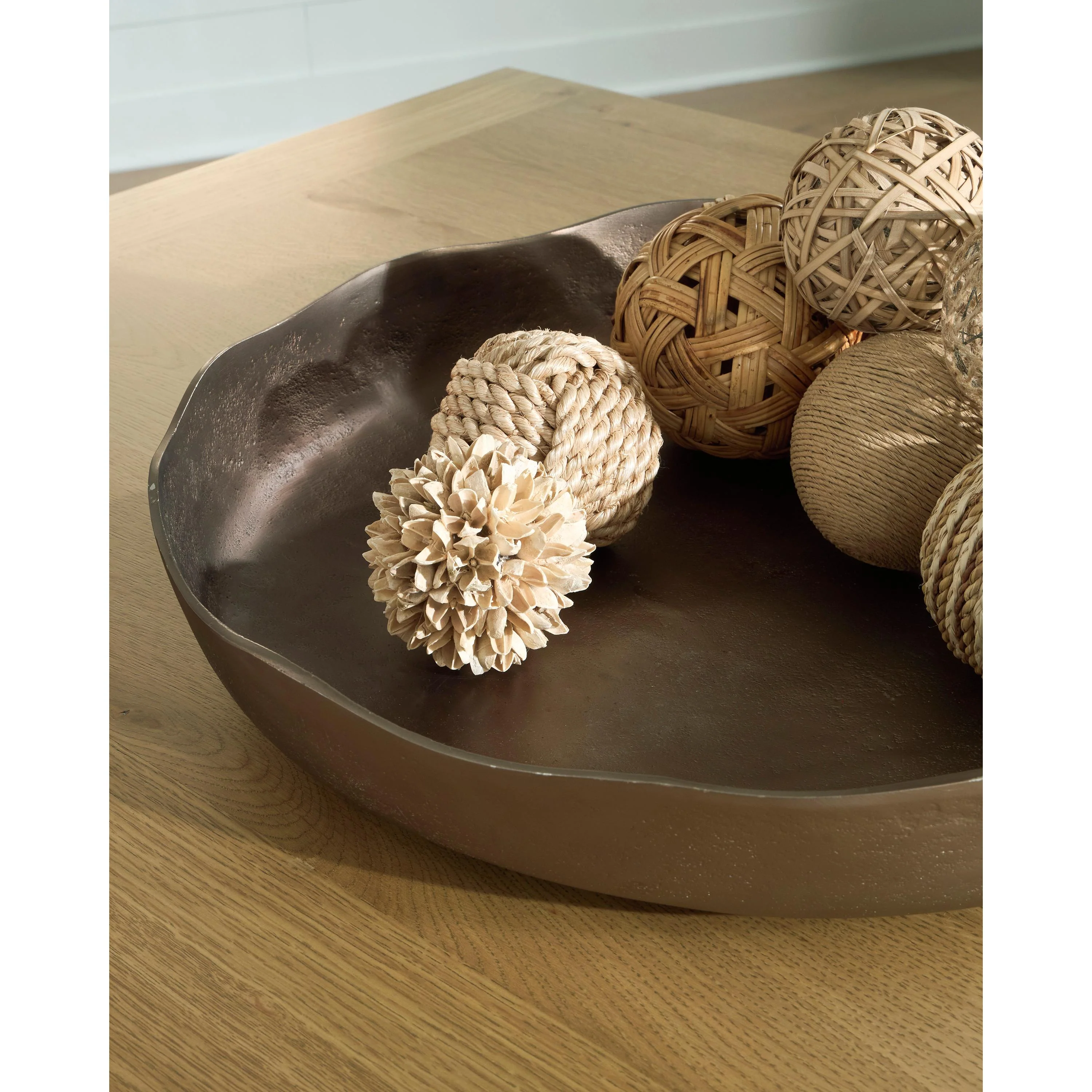 Signature Design by Ashley Wallmen A2000817 Tray - Image 4