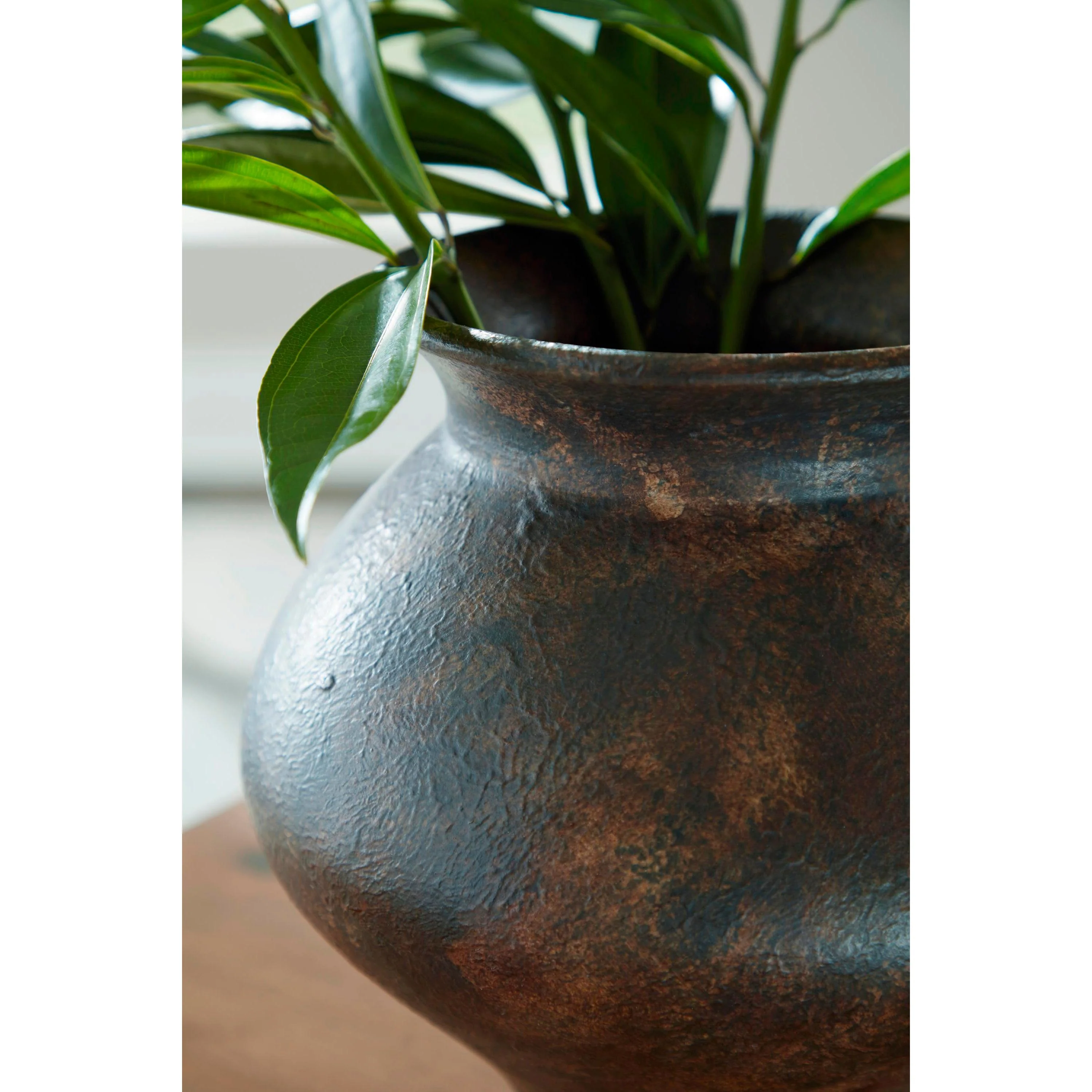Signature Design by Ashley Laddlow A2000912 Vase - Image 4