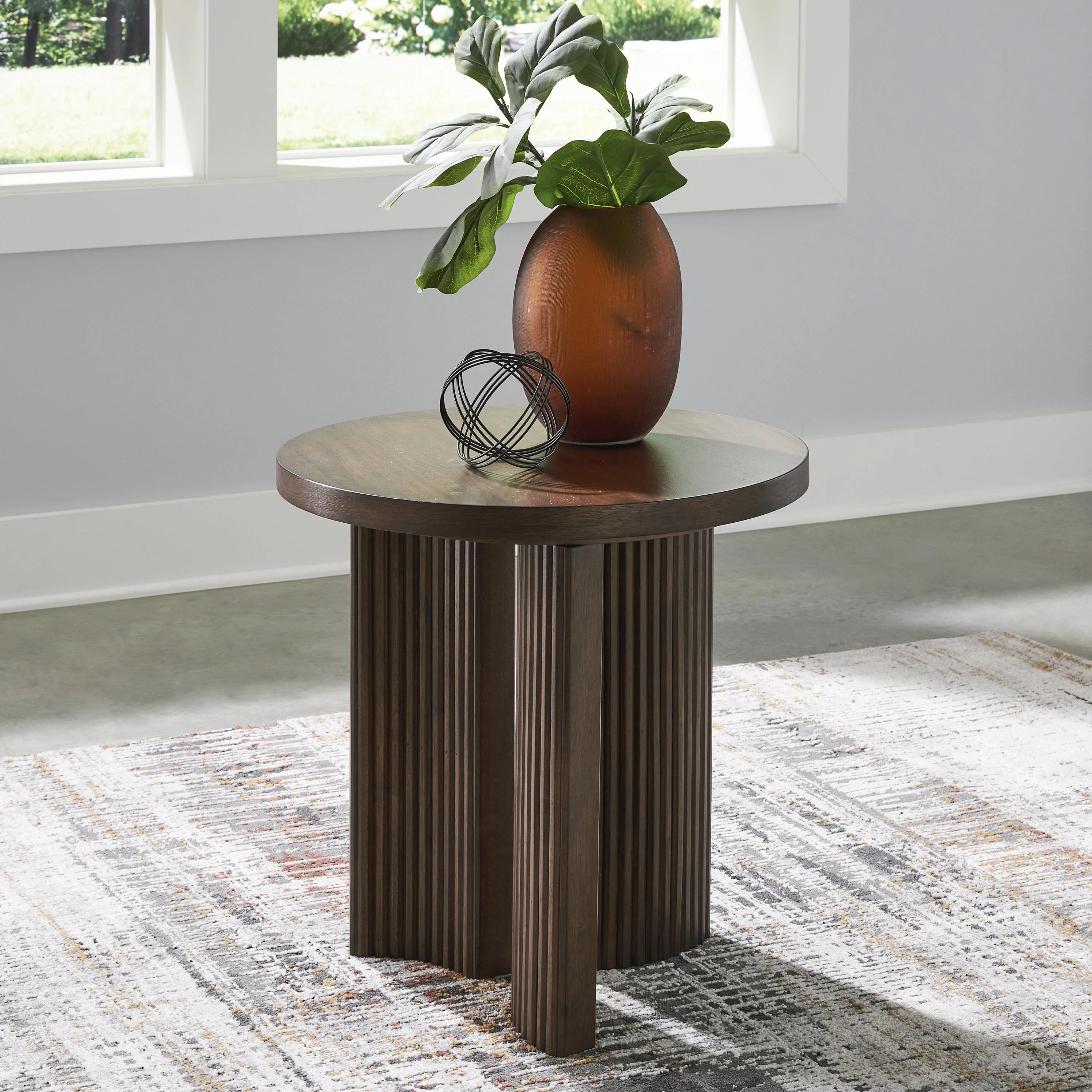 Signature Design by Ashley Korestone T689-6 Round End Table - Image 4