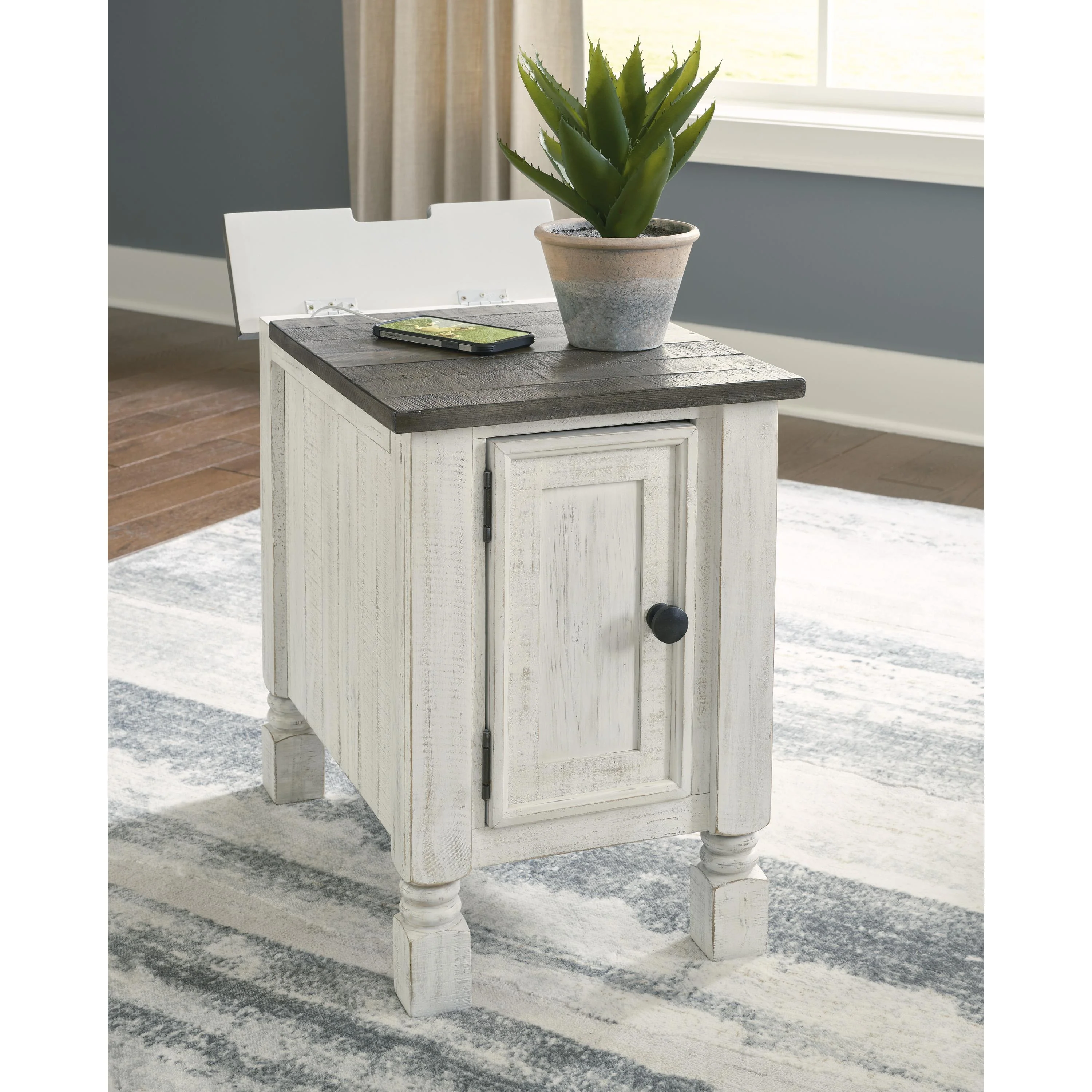 Signature Design by Ashley Havalance T994-7 Chair Side End Table - Image 8