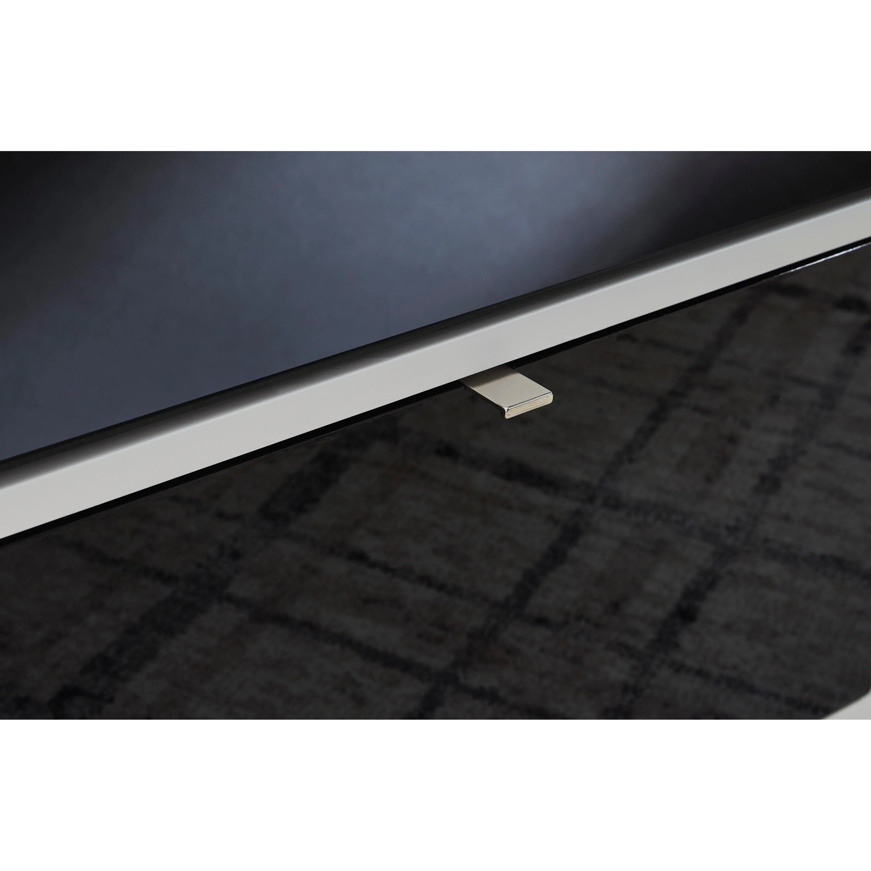 Signature Design by Ashley Gardoni T756T2 Coffee Table and 2 Chairside End Tables - Image 4