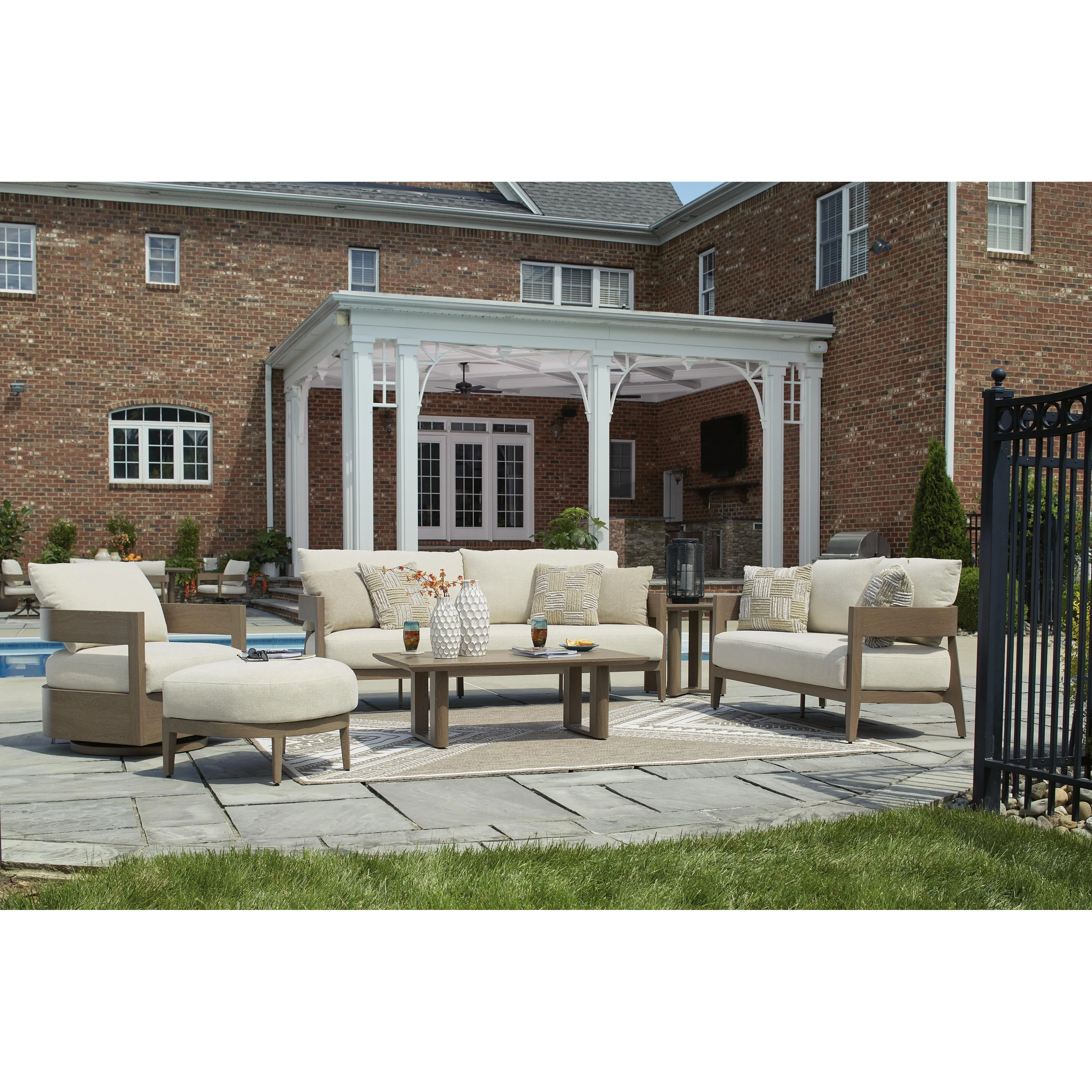 Signature Design by Ashley Serene Bay P671-814 Ottoman with Cushion - Image 9