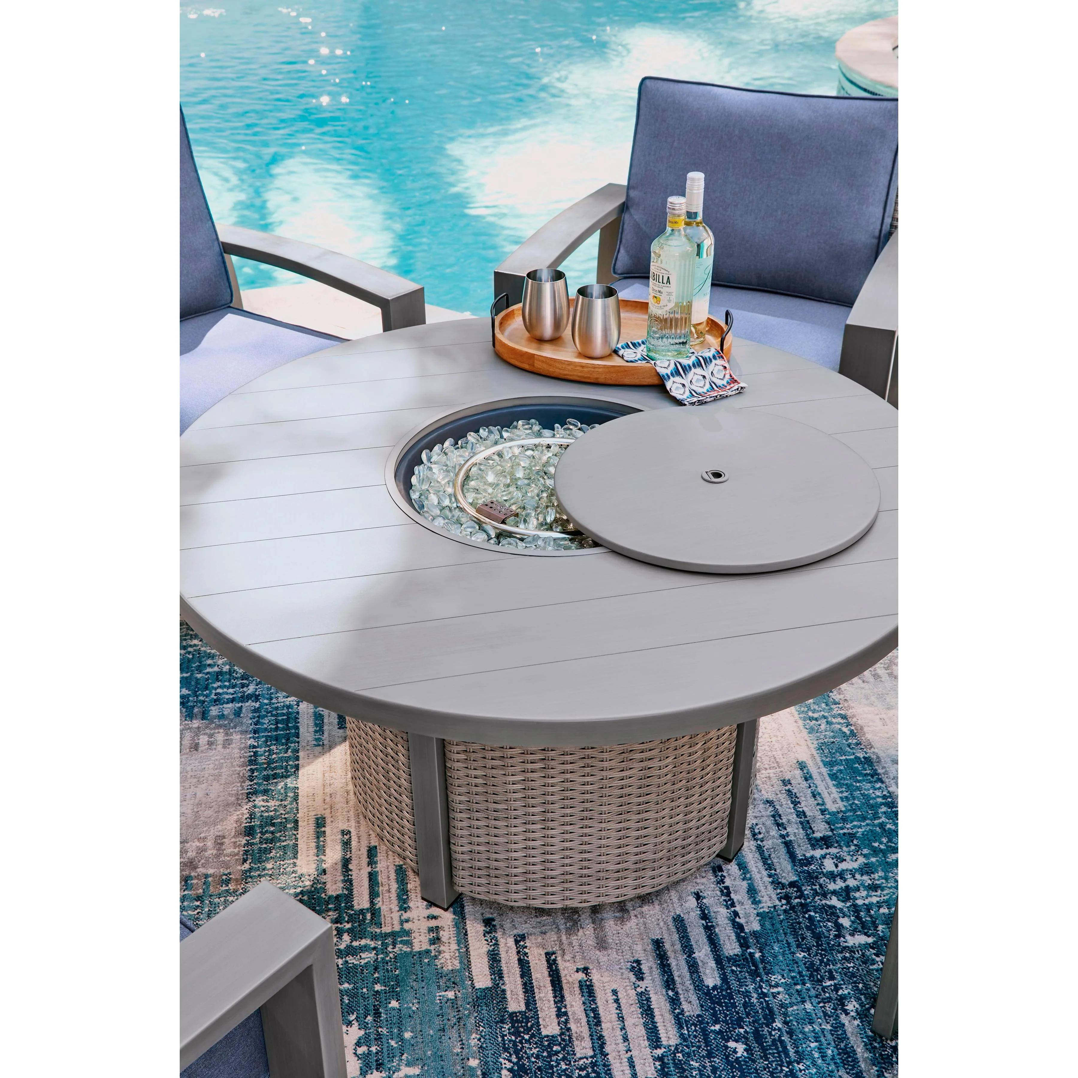 Signature Design by Ashley Half Moon Beach PCP418-776 Round Fire Pit Table - Image 6