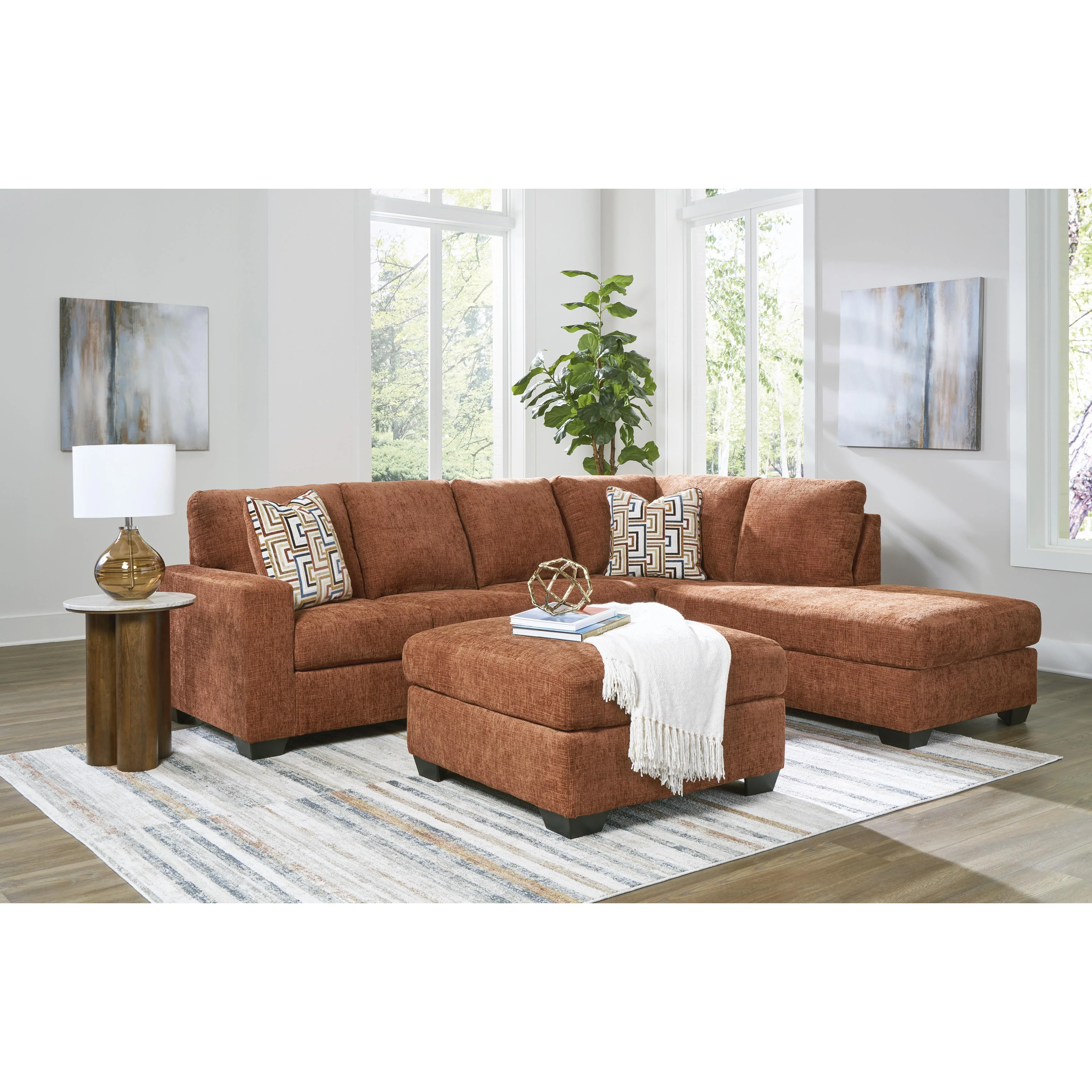 Signature Design by Ashley Aviemore 24304S2 2 pc Sectional with Chaise - Image 9
