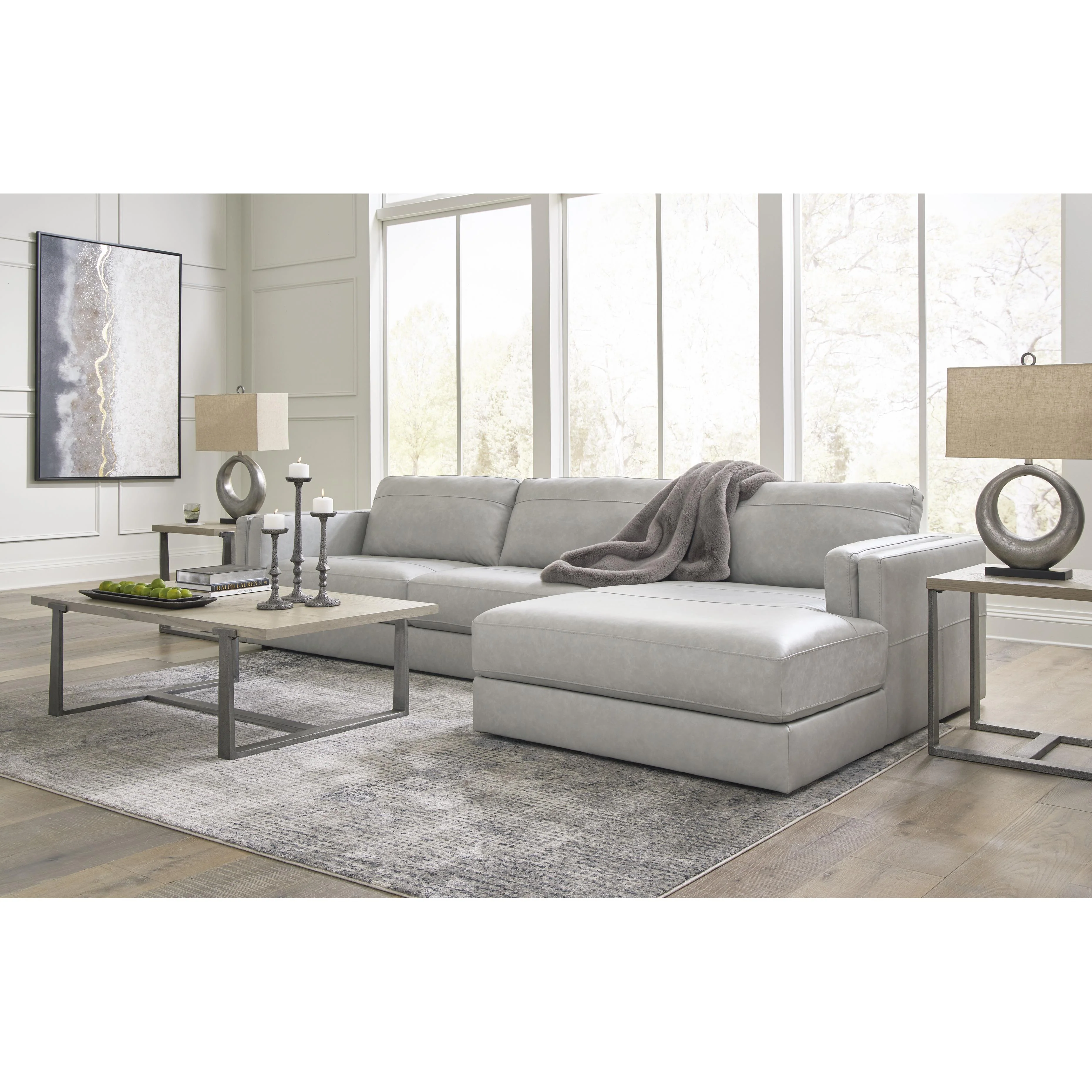 Signature Design by Ashley Amiata 57404S2 2 pc Sectional with Chaise - Image 5