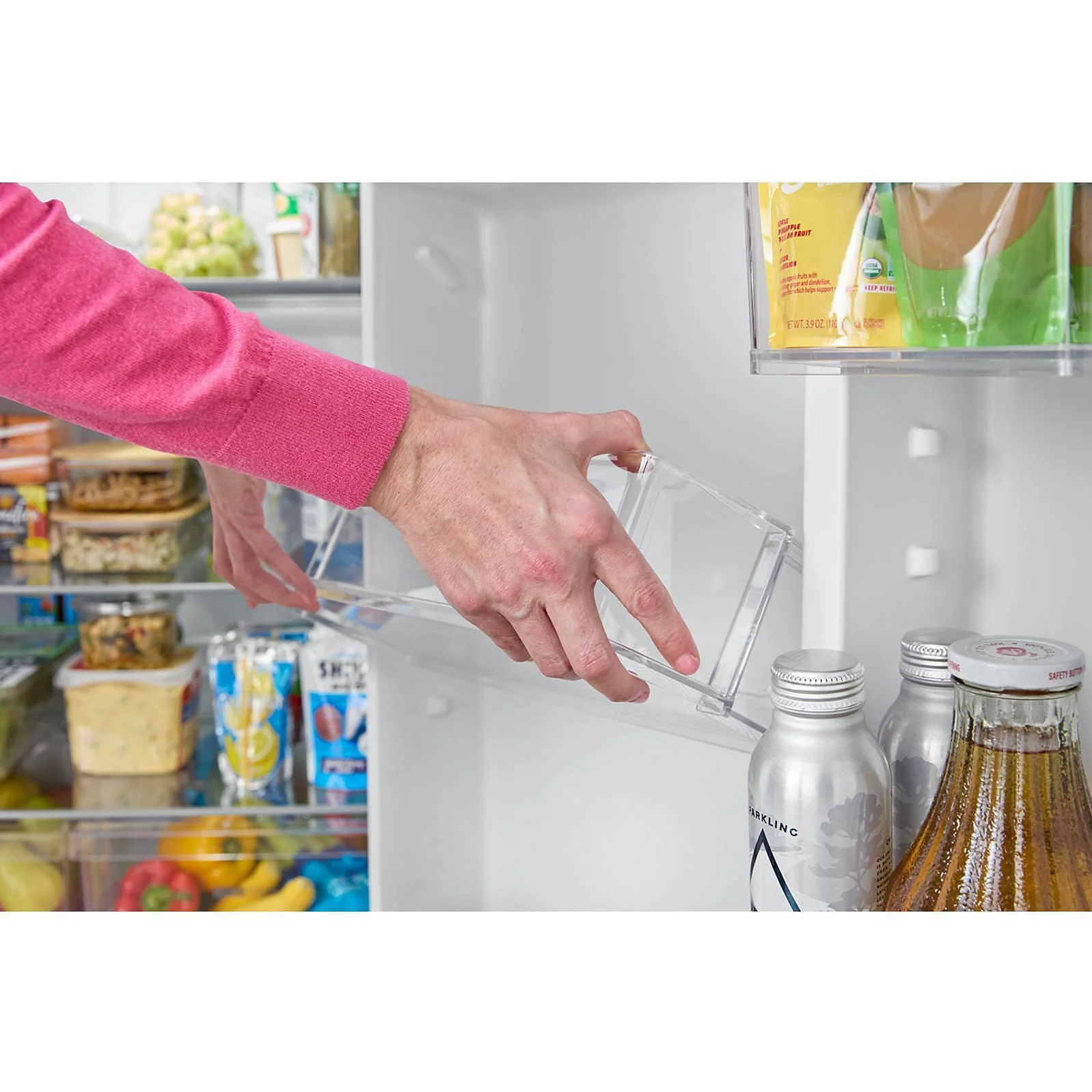 Whirlpool 29.5-inch, 19 Cu. Ft. Top Freezer Refrigerator with Total Coverage Cooling WRTX5419SB - Image 10
