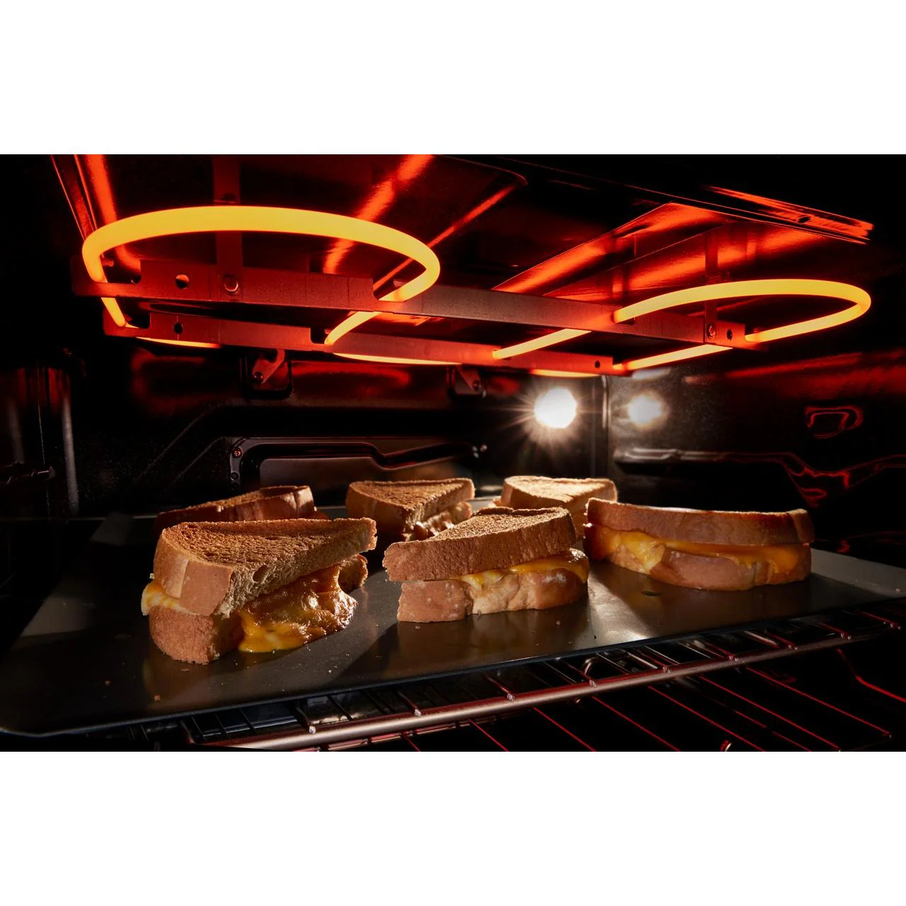 Whirlpool 30-inch Freestanding Gas Range with Air Fry Technology WFGS5030RZ - Image 11