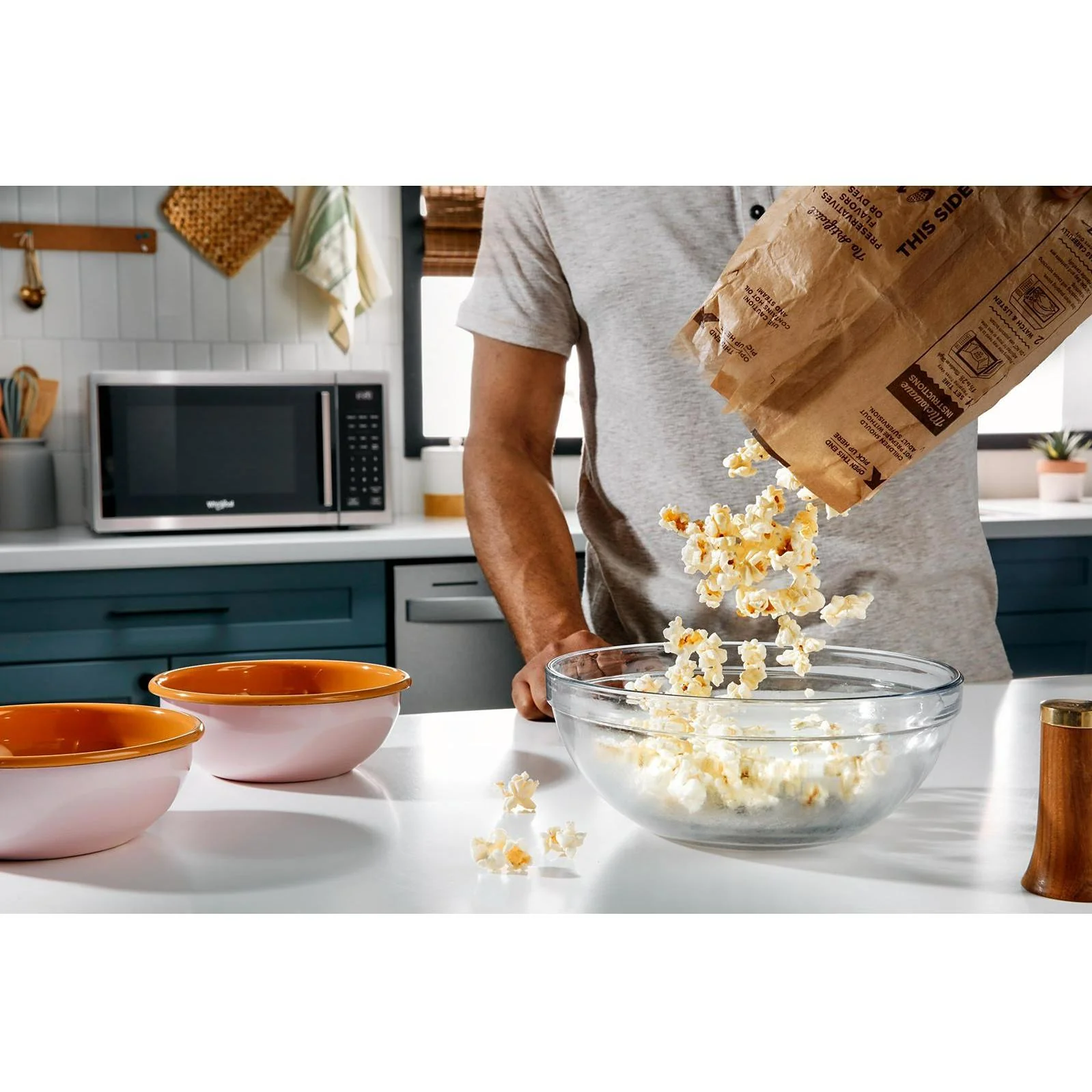 Whirlpool 1.0 cu. ft. All-In-One Multifunctional Countertop Microwave WMCS5522RS - Image 11
